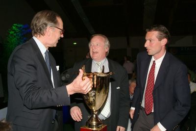 Sieger Novomatic mit Peter Michaelis.JPG